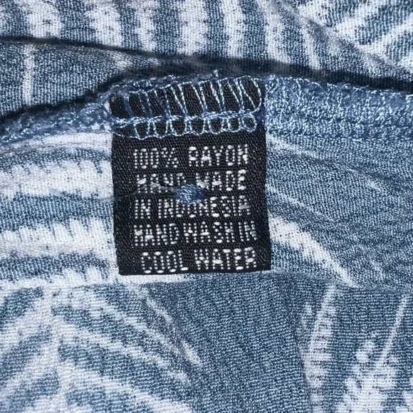 AVA SKY Blue Short Sleeved Jumpsuits/Romper Women - Size SMALL - Picture 9 of 9